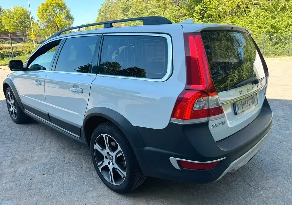Second-hand Volvo XC70 181 CP (133 kW) 2014 Alb Break