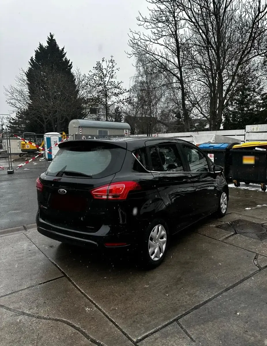 Gebraucht Ford B-MAX 105 PS (77 kW) 2014 Schwarz Van / Kleinbus