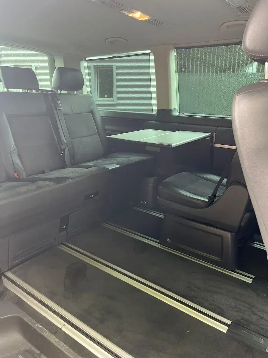 Używany VW T5 179 KM (131 kW) 2012 Czarny Van