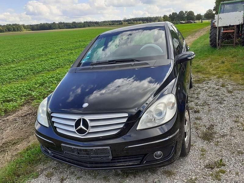Gebraucht Mercedes B180 109 PS (80 kW) 2005 Schwarz Van / Kleinbus