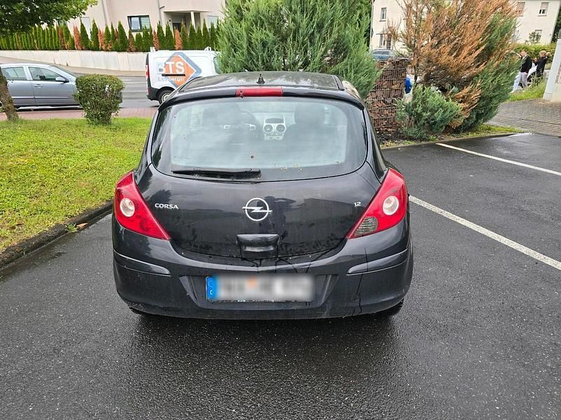 Schwarz Gebraucht 2008 Opel Corsa Kleinwagen | 700 € (Etwas zu teuer) - Bild 1/4