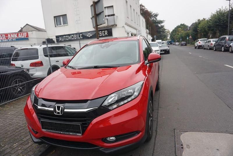 Rot Gebraucht 2017 Honda HR-V Executive SUV | 13.999 € (Guter Preis) - Bild 1/4
