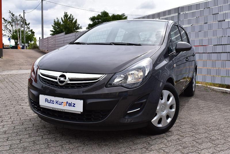Grau Gebraucht 2014 Opel Corsa Edition Kleinwagen | 8.400 € (Teuer) - Bild 1/4
