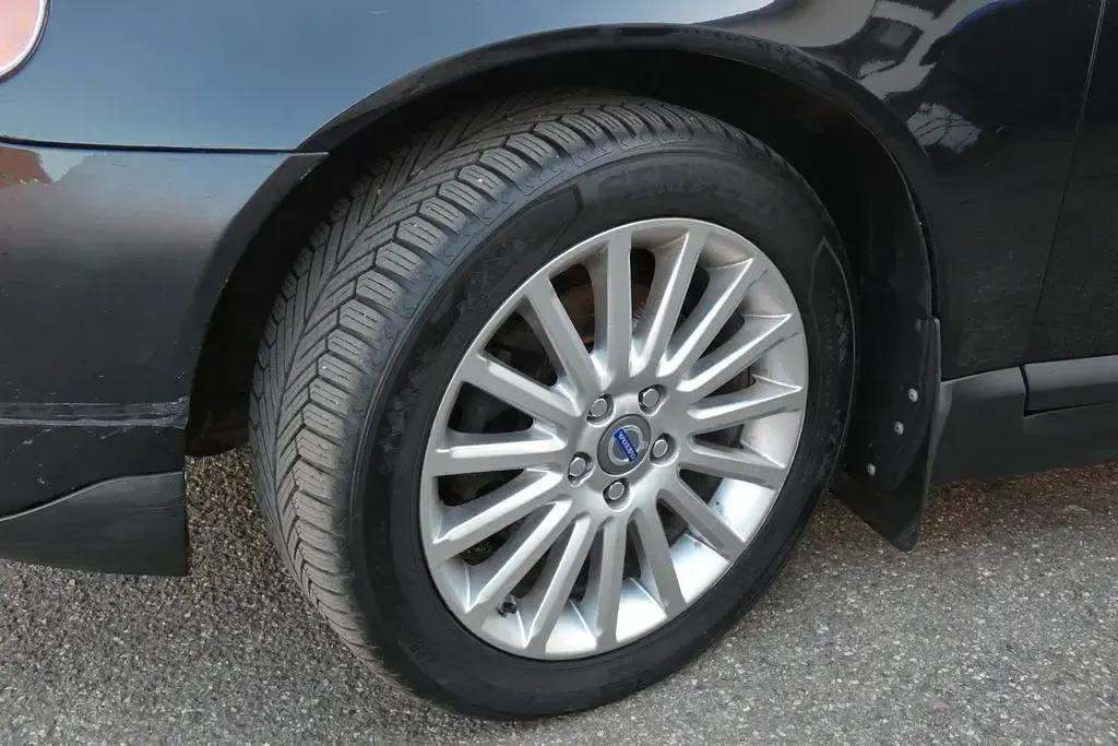 Gebraucht Volvo V70 Kinetic 136 PS (100 kW) 2008 Schwarz Kombi