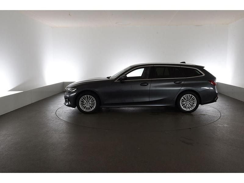Gebraucht BMW 330 Luxury Line 286 PS (210 kW) 2021 Grau Kombi