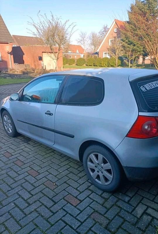Gebraucht VW Golf V 102 PS (75 kW) 2004 Kleinwagen