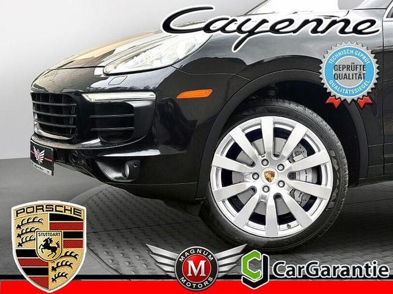 Gebraucht Porsche Cayenne 262 PS (192 kW) 2016 Tiefschwarz SUV