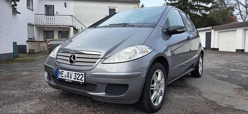 Gebraucht Mercedes A180 Edition 1 109 PS (80 kW) 2008 Mountaingrau  met. Kleinwagen