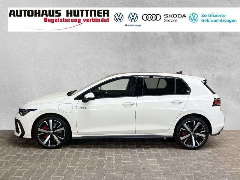 Gebraucht VW Golf VIII GTE 272 PS (200 kW) 2024 Pure white Limousine