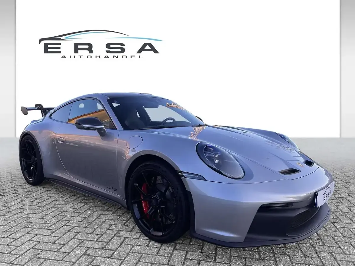 Gebraucht Porsche 911 GT3 Chrono 510 PS (375 kW) 2022 Gt silbermetallic Coupé