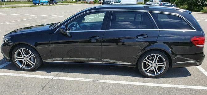 Gebraucht Mercedes E350 258 PS (189 kW) 2013 Schwarz Kombi