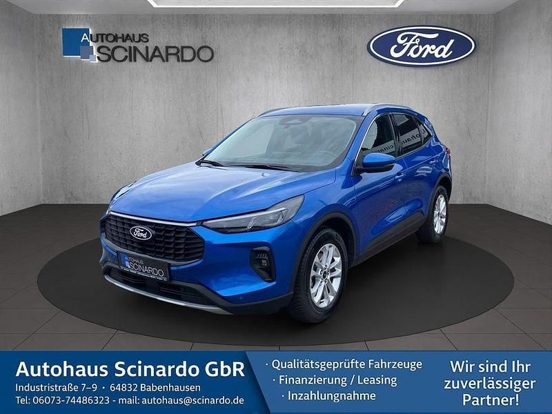 Desert island blue metallic Gebraucht 2024 Ford Kuga Titanium SUV | 29.380 € (Fairer Preis) - Bild 1/4