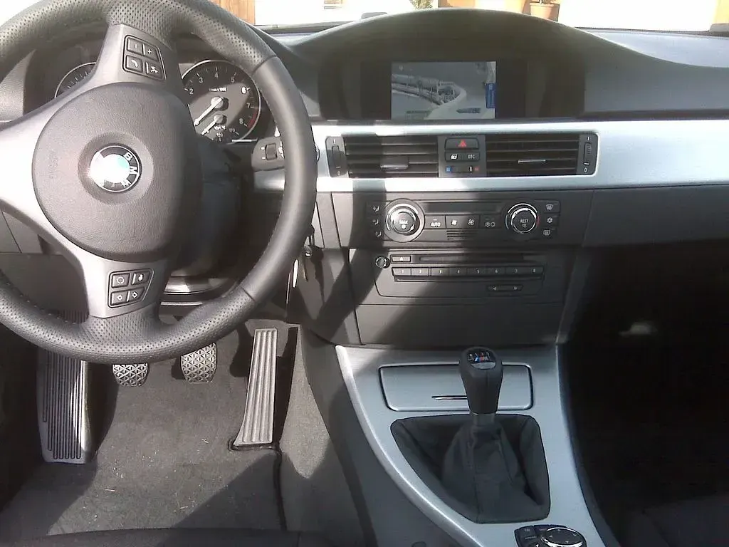 Gebraucht BMW 325 M Sport 218 PS (160 kW) 2008 Silber Coupé