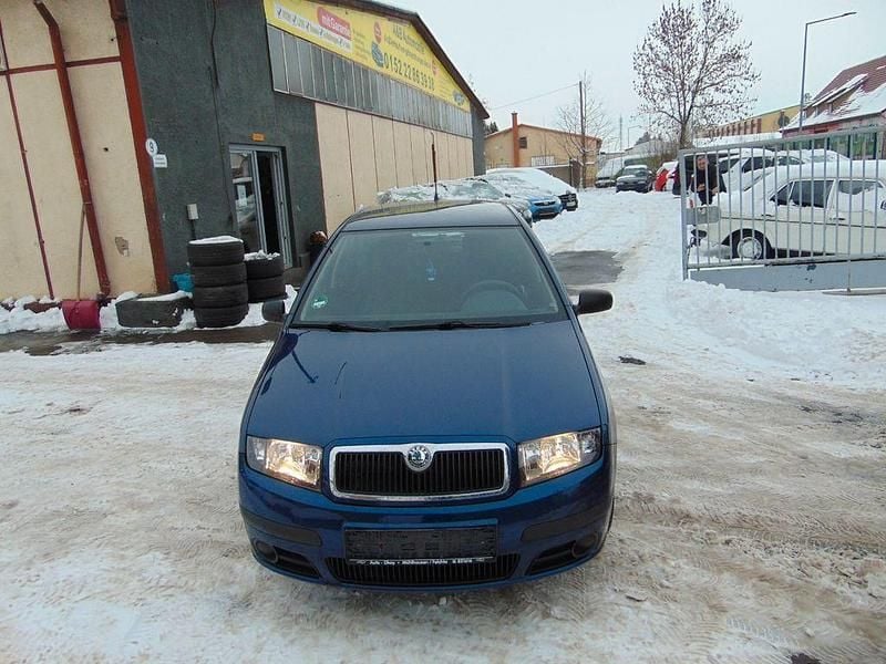 Blau Gebraucht 2006 Skoda Fabia Cool Edition Limousine | 1.200 € (Guter Preis) - Bild 1/4