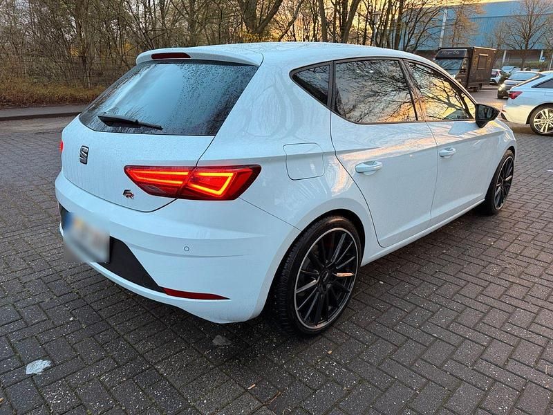 Gebraucht Seat Leon FR 179 PS (131 kW) 2018 Weiß Limousine