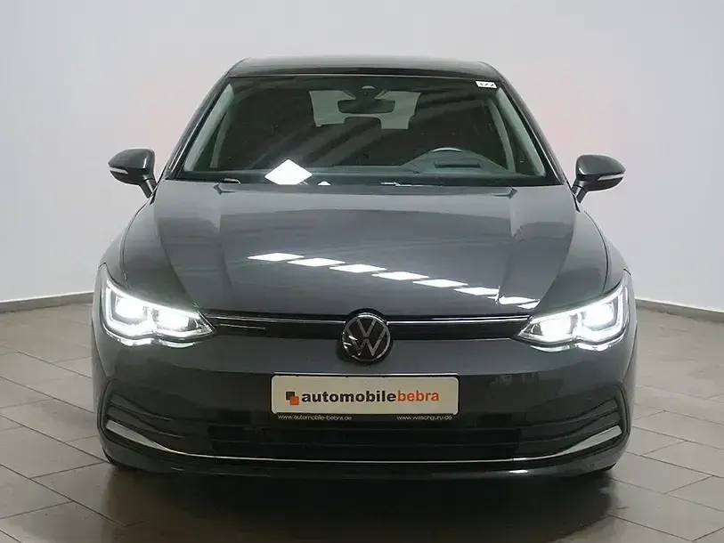 Gebraucht VW Golf VIII Active 150 PS (110 kW) 2022 Grau Limousine