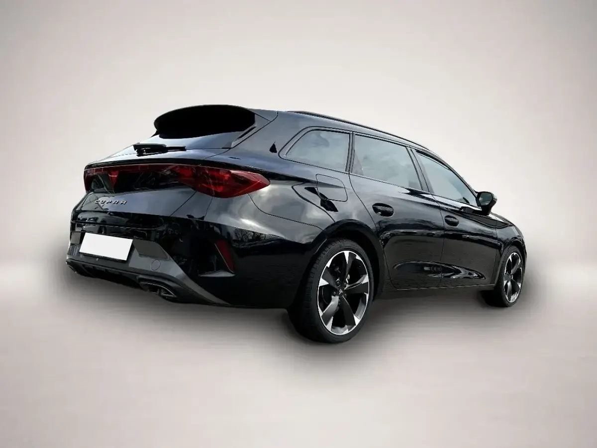 Neu Cupra Leon 150 PS (110 kW) 2025 Schwarz