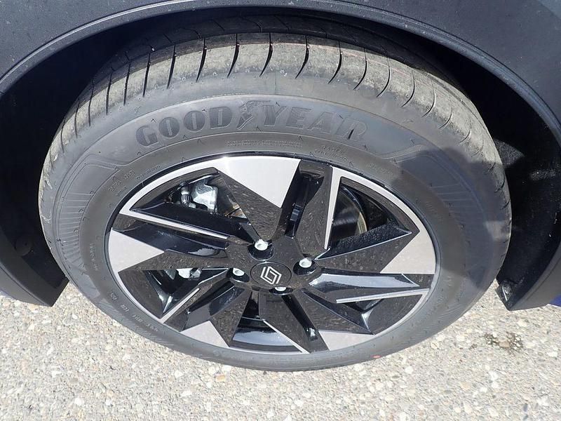 Neu Renault Clio V Evolution 159 PS (116 kW) 2026 Ironblau metallic Limousine