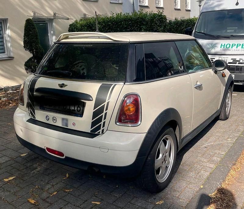 Gebraucht Mini ONE 75 PS (55 kW) 2009 Weiß Kleinwagen