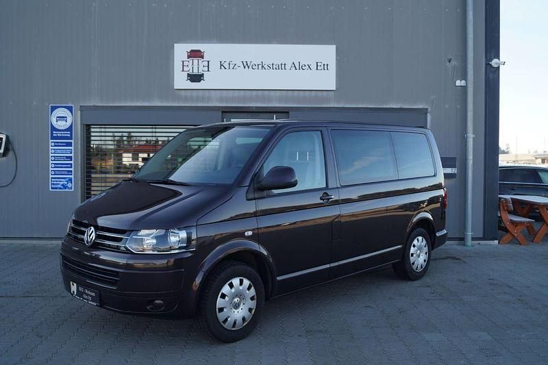 Braun Gebraucht 2013 VW Caravelle Comfortline Van / Kleinbus | 14.000 € (Fairer Preis) - Bild 1/4