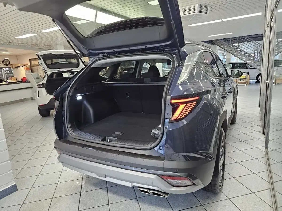 Neu Hyundai Tucson 160 PS (117 kW) 2026 Sailingblueperl SUV