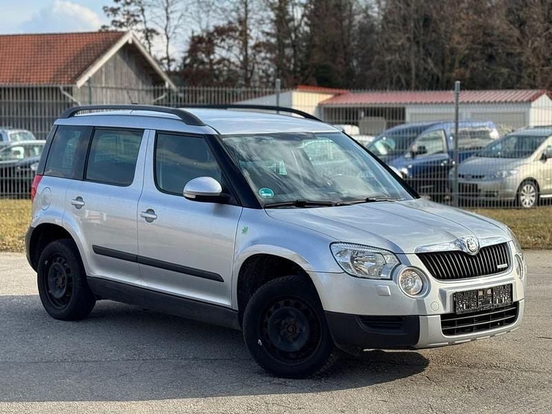 Gebraucht Skoda Yeti GreenLine 105 PS (77 kW) 2011 Silber SUV