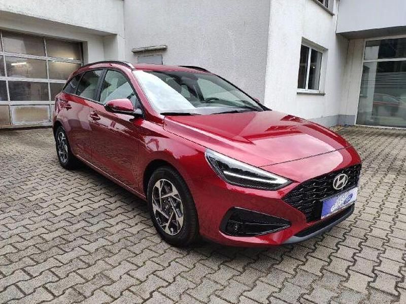 Rot Neu 2025 Hyundai i30 Kombi | 22.480 € (Guter Preis) - Bild 1/4