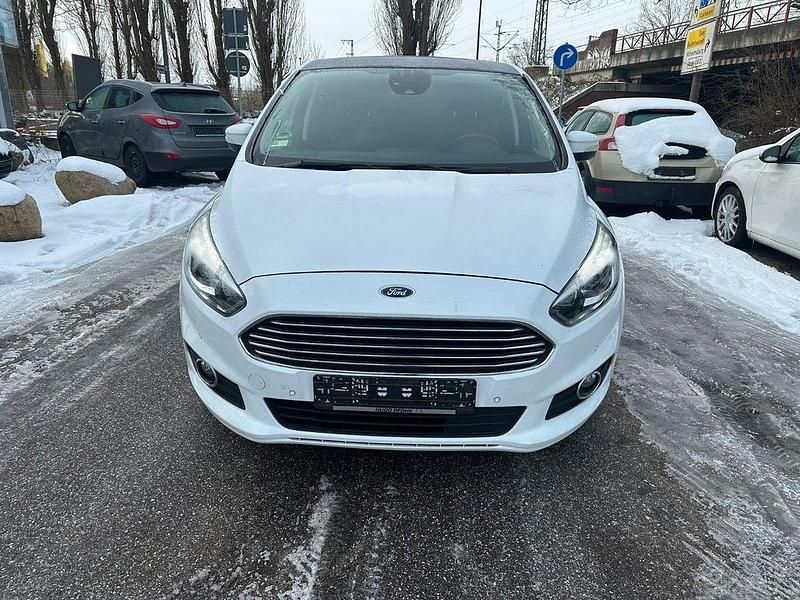 Gebraucht Ford S-MAX Business Edition 190 PS (139 kW) 2019 Weiß Van / Kleinbus