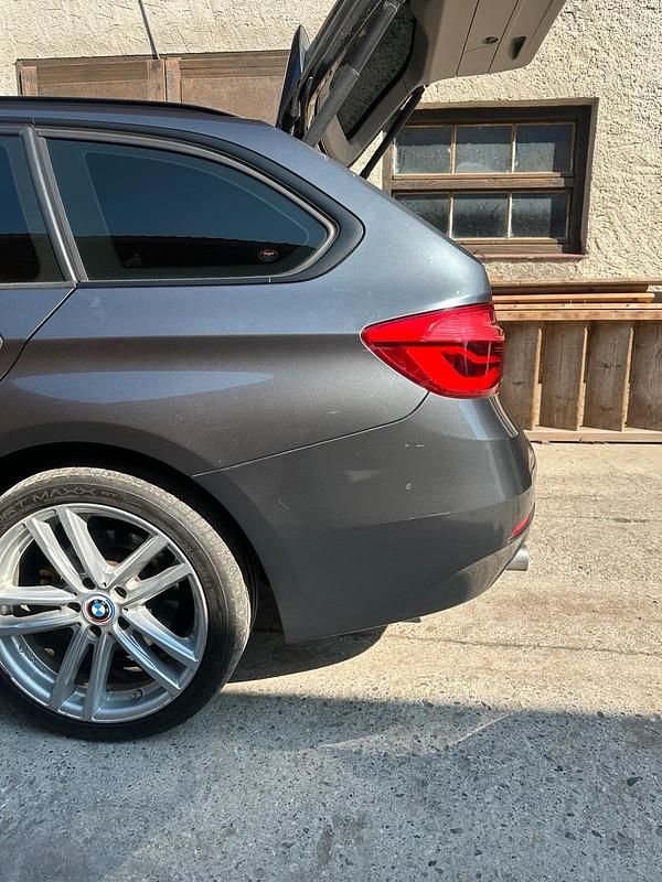 Gebraucht BMW 320 184 PS (135 kW) 2014 Grau Kombi