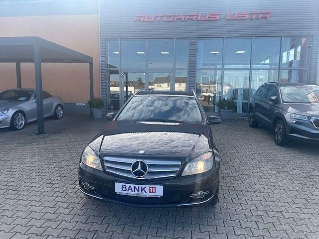 Gebraucht Mercedes C200 Avantgarde 136 PS (100 kW) 2010 Schwarz Kombi