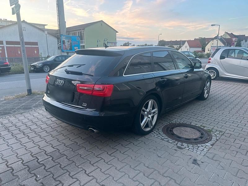 Gebraucht Audi A6 204 PS (150 kW) 2014 Schwarz Kombi