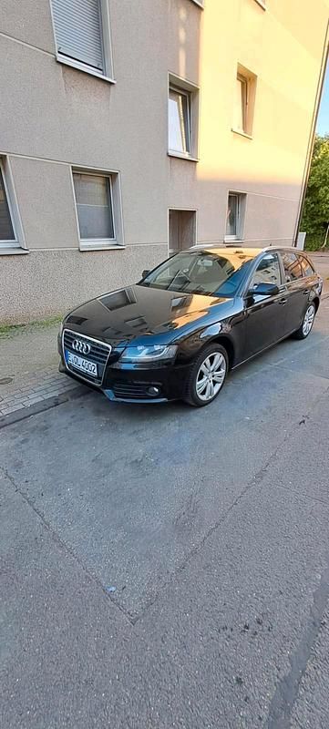 Schwarz Gebraucht 2010 Audi A4 Limousine | 5.000 € (Superpreis) - Bild 1/4