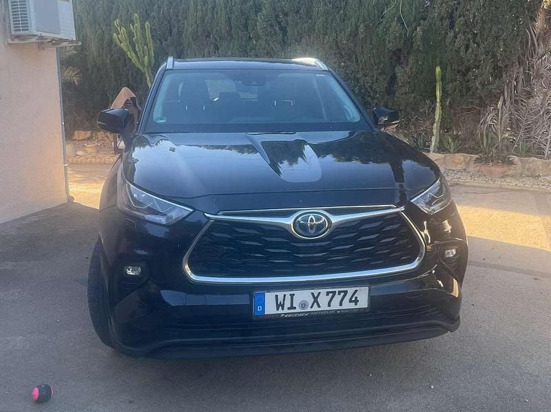 Gebraucht Toyota Highlander Executive 190 PS (139 kW) 2022 Schwarz SUV