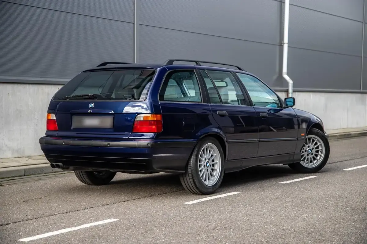 Gebraucht BMW 328 193 PS (141 kW) 1997 Blau Kombi
