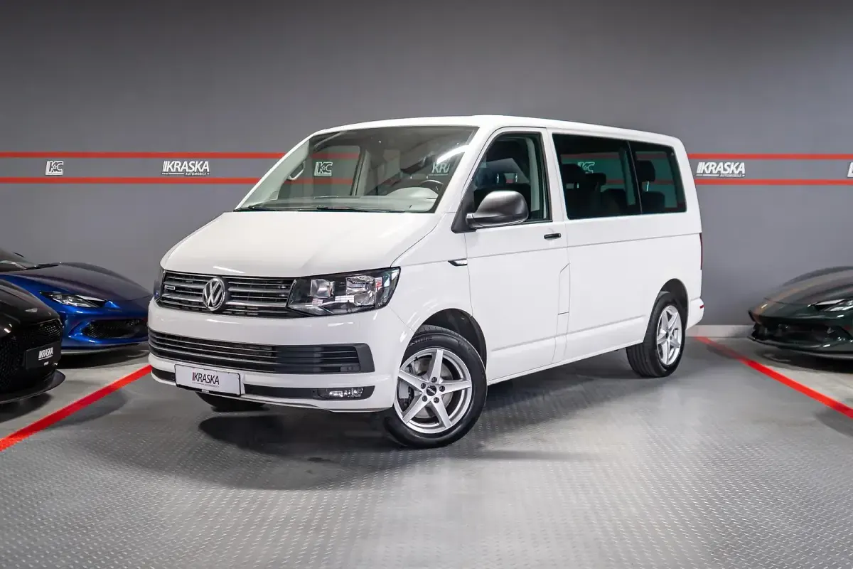 Begagnad VW Multivan Trendline 150 HK (110 kW) 2018 Minibuss
