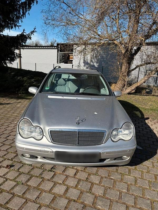 Second-hand Mercedes C180 Classic 143 CP (105 kW) 2003 Argintiu Break