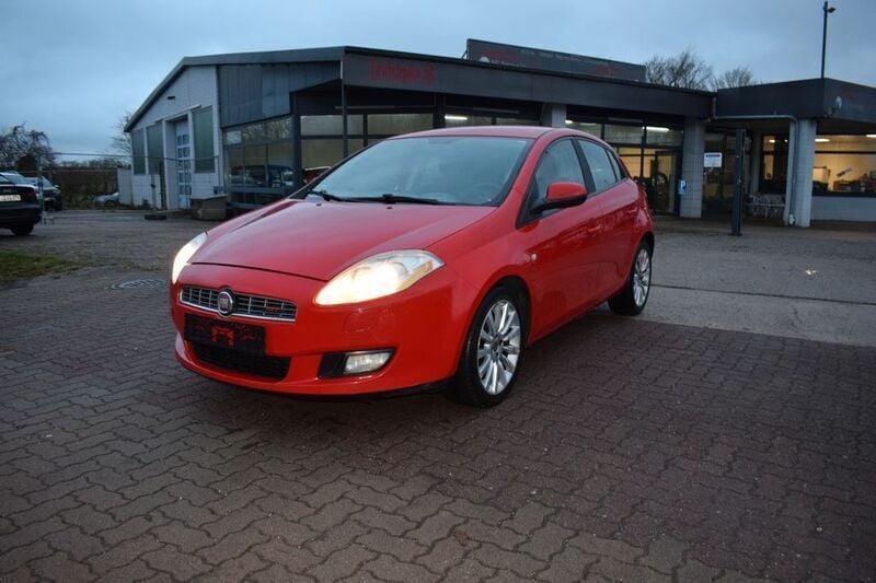 Rot Gebraucht 2008 Fiat Bravo Dynamic Kleinwagen | 999 € (Superpreis) - Bild 1/4