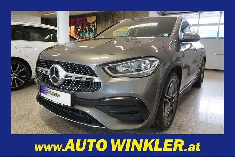 Silber Gebraucht 2022 Mercedes GLA180 AMG line SUV | 24.770 € (Fairer Preis) - Bild 1/4