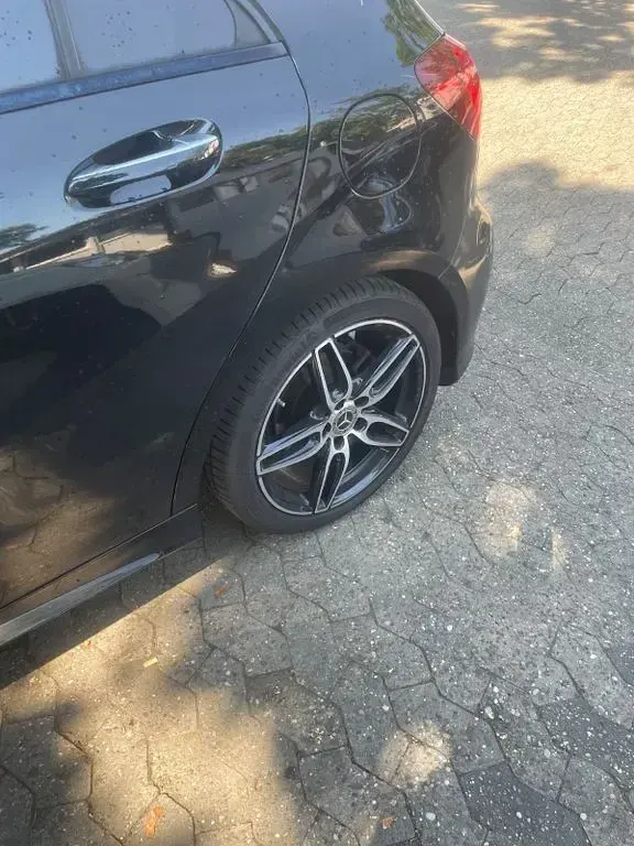 Gebraucht Mercedes A200 Edition 136 PS (100 kW) 2017 Schwarz Kleinwagen