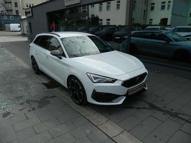 Nevada weiß Gebraucht 2021 Cupra Leon VZ3 Kombi | 28.490 € (Guter Preis) - Bild 1/4
