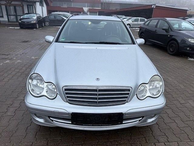 Gebraucht Mercedes C180 143 PS (105 kW) 2006 Silber Kombi