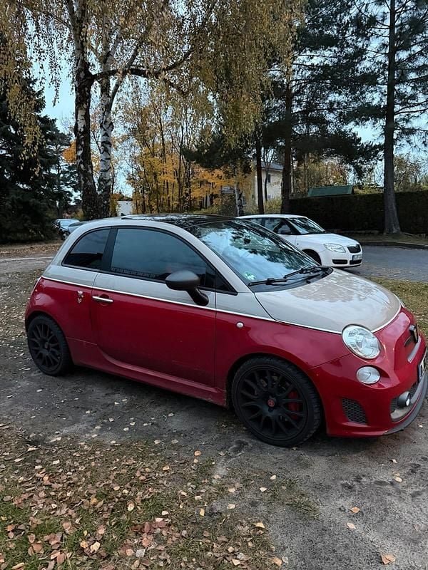 Rot Gebraucht 2016 Abarth 595 Kleinwagen | 10.500 € (Superpreis) - Bild 1/4
