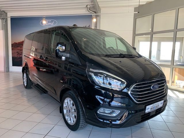 Obsidianschwarz Gebraucht 2022 Ford Tourneo Custom Titanium Van / Kleinbus | 38.990 € (Fairer Preis) - Bild 1/4