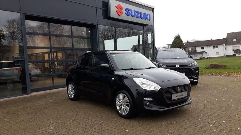 Gebraucht Suzuki Swift Comfort 111 PS (81 kW) 2019 Schwarz Kleinwagen