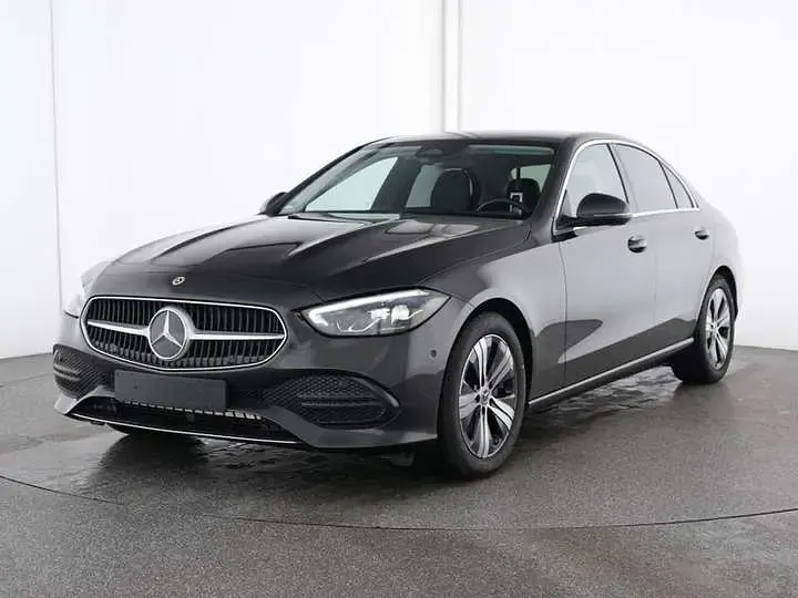 Usado Mercedes C180 Avantgarde 170 CV (125 kW) 2025 Berlina