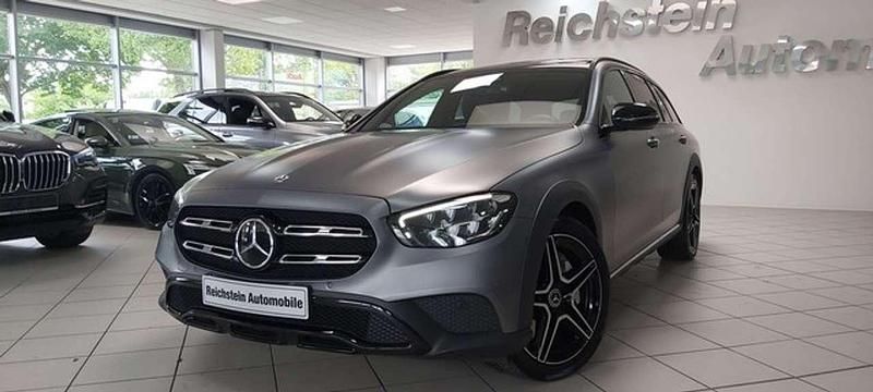Gebraucht Mercedes E400 330 PS (242 kW) 2022 Grau Kombi