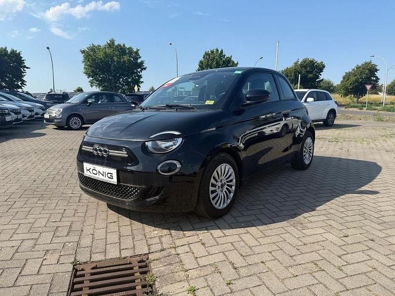 Schwarz Gebraucht 2022 Fiat 500e Action Limousine | 12.990 € (Superpreis) - Bild 1/4
