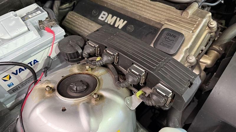 Gebraucht BMW 318 Performance 140 PS (102 kW) 1993 Silber Coupé