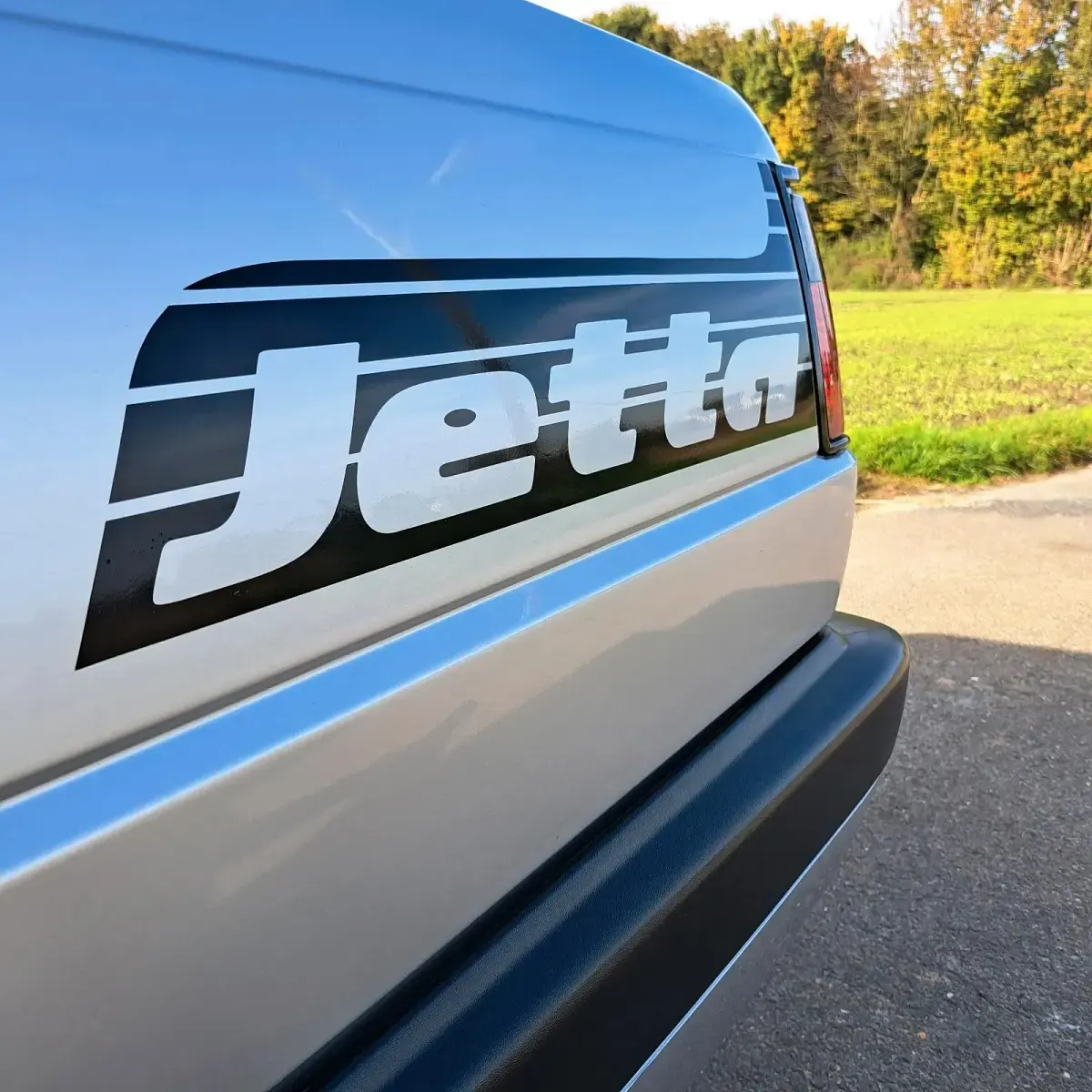 Gebraucht VW Jetta 70 PS (51 kW) 1991 Silber Limousine