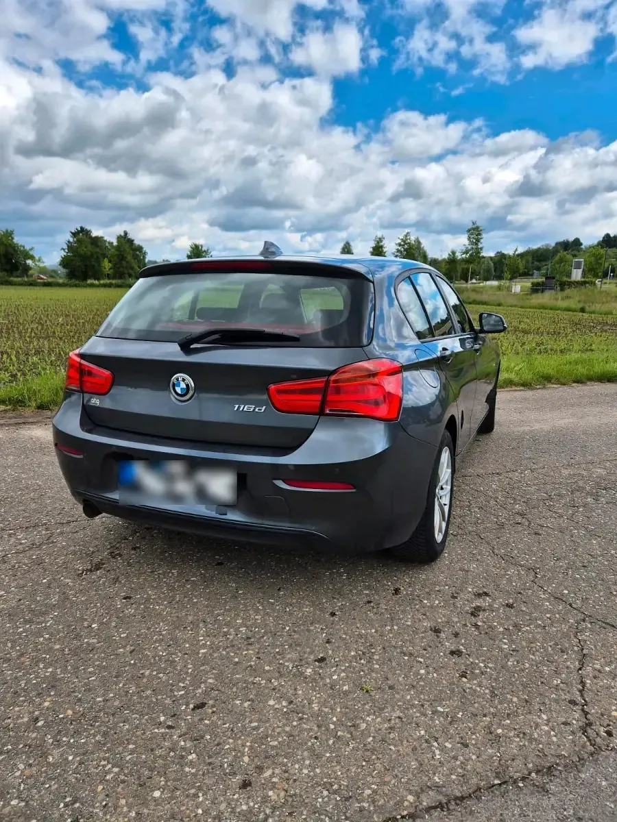 Gebraucht BMW 116 Sport Line 116 PS (85 kW) 2017 Grau Kleinwagen